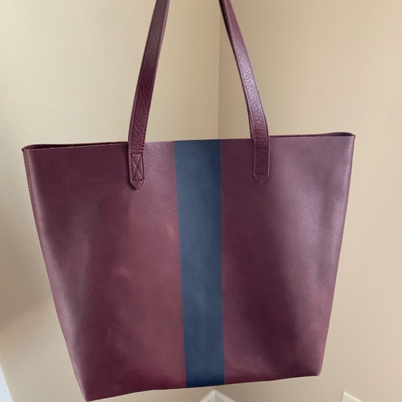 Madewell Handbags - Madewell transport tote